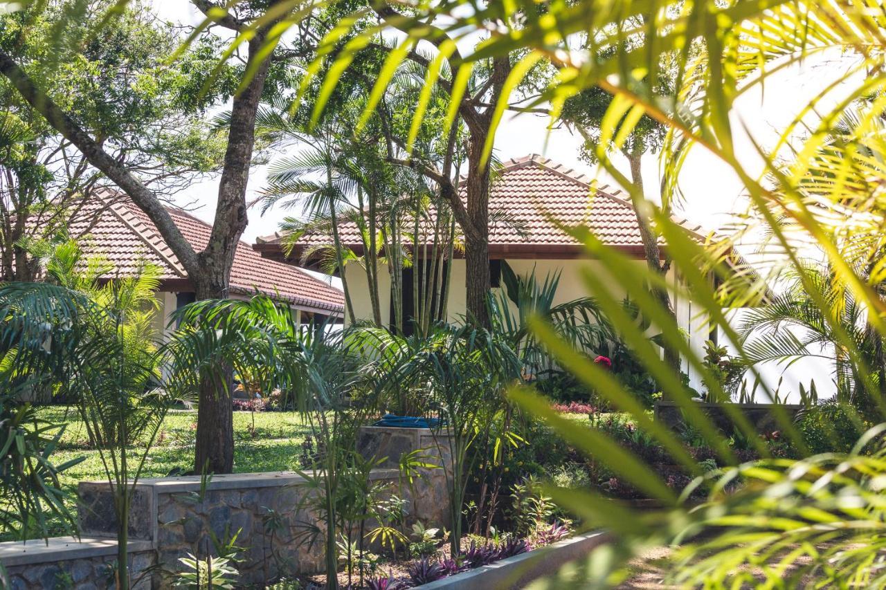 Hotel Omia Tangalle Exteriér fotografie